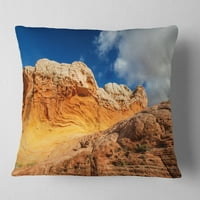 Dizajn litice Vermillion pod plavim nebom - pejzažni tiskani jastuk za bacanje - 18x18
